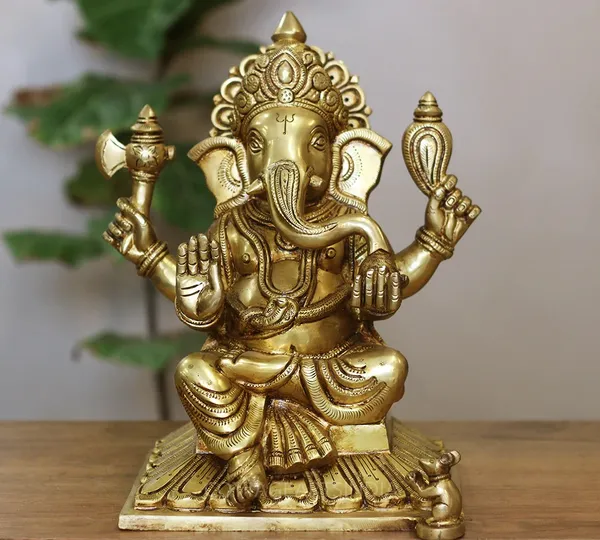 Gold_Brass_Lord_Ganesha_Idol_Sitting_Posture_With_Four_Arms