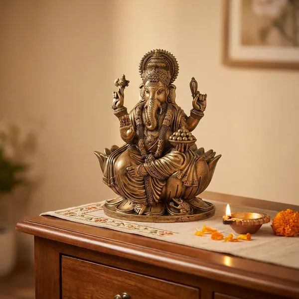 Gold_Traditional_Brass_Peacock_Oil_Lamp_Set_And_Lord_Ganesha_Idol_Pack_Of_2