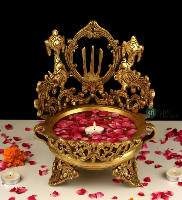Gold_Brass_Urli_Bowl_For_Home_Decor,_Festive_Decoration