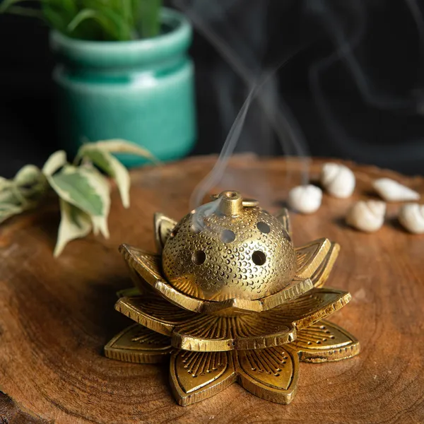 Gold_Brass_Incense_Holder_For_Home