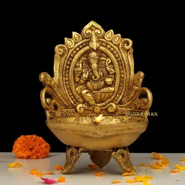 Gold_Brass_Ganesh_Decorative_Oil_Lamp_Diya_With_Stand