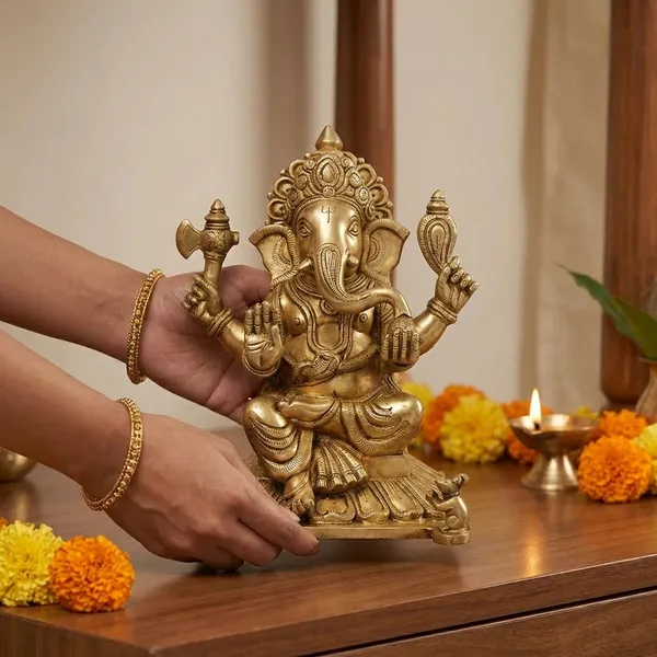 Gold_Brass_Lord_Ganesha_Idol_Sitting_Posture_With_Four_Arms