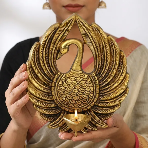 Gold_Brass_Traditional_Indian_Decorative_Peacock_Oil_Lamp_Diya_With_Candle_Holder