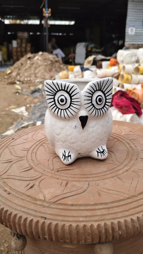 White_With_Black_Hand_Painted_Details_Owl_Face_Ceramic_Planter_For_Home_And_Decor