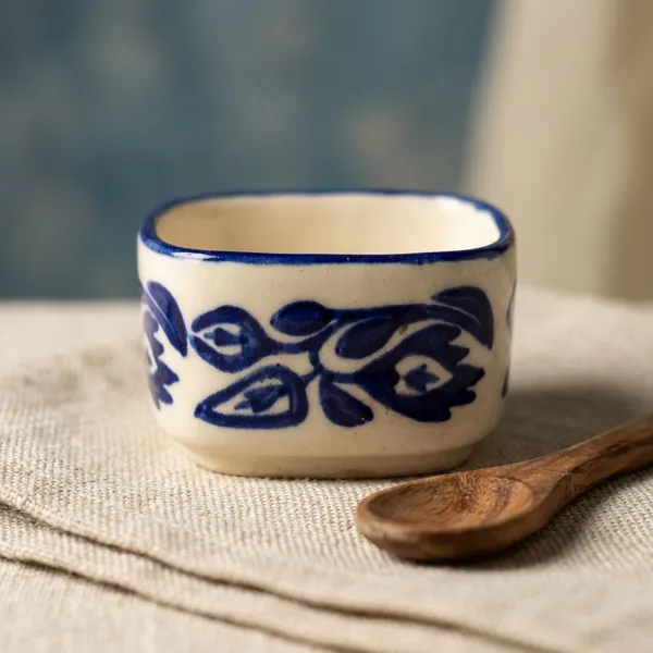 Royal_Blue_And_White_Floral_Ceramic_Mini_Planter_For_Home_Decor_-_Pack_of_2