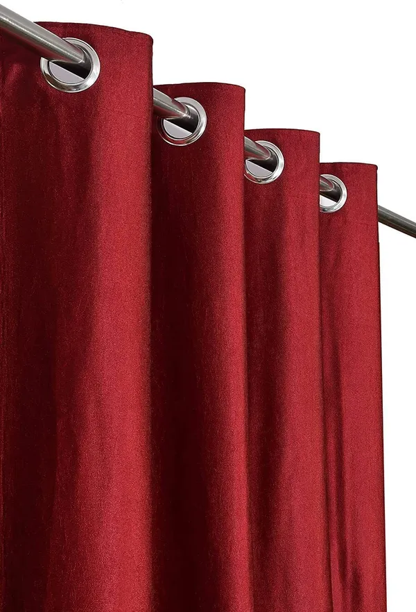 Maroon_Polyester_Plain_Curtain_For_Living_&_Bed_Room_(Pack_of_2)