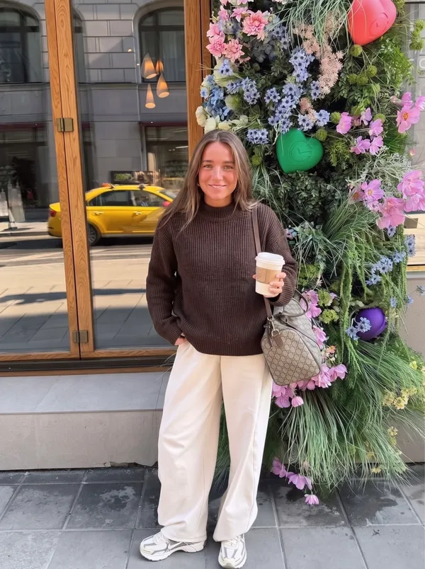 Soft_Wool_Pullover_-_Brown