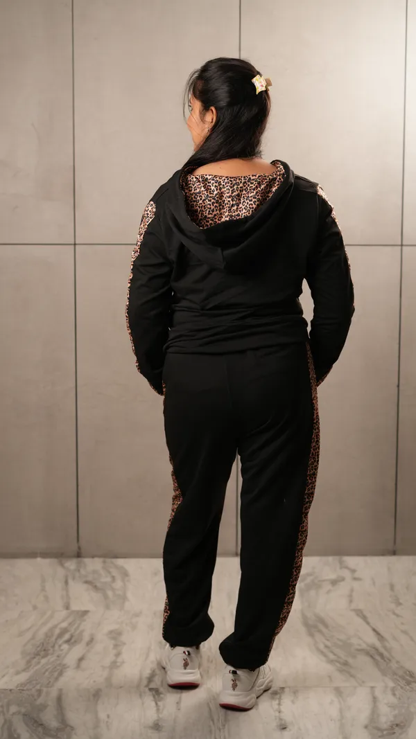 Black_Polyester_Blend_Track_Suit_Set_For_Women