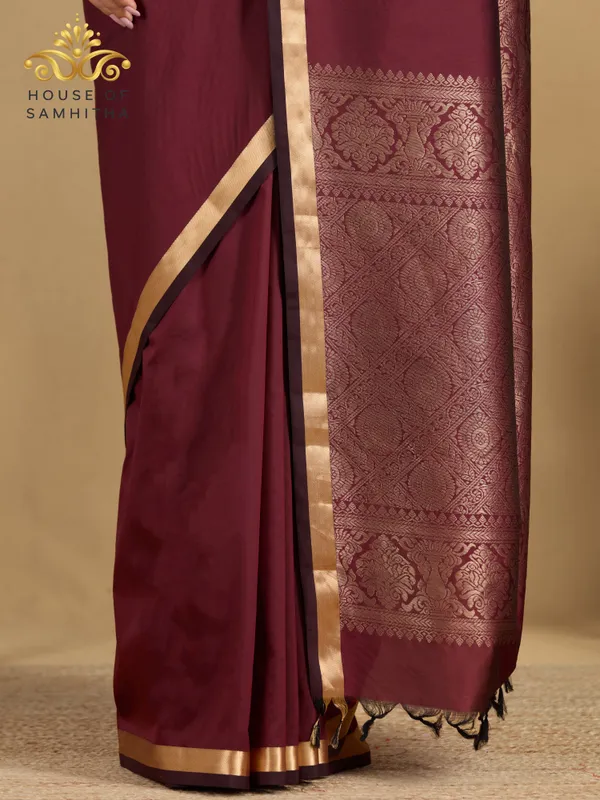 Regal_Maroon_Semi-Kanchi_Art_Silk_Saree_With_Traditional_Zari_Border