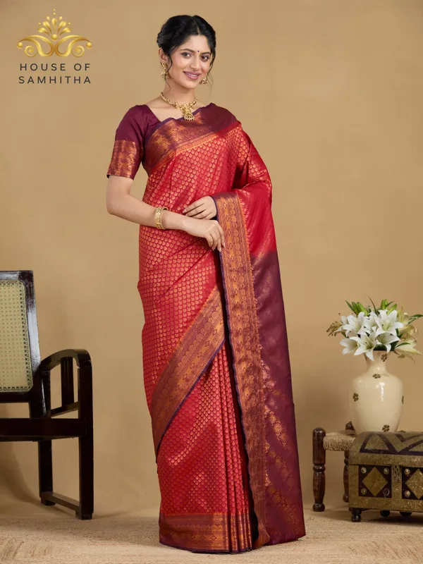 Majestic_Red_Tissue_Brocade_Semi-Kanchi_Pattu_Saree_With_Contrast_Purple_Zari_Border