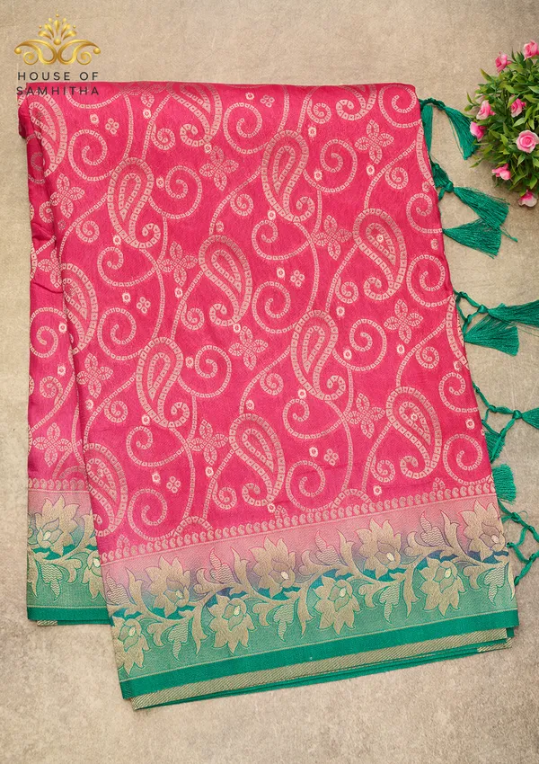 Charming_Peach_Banarasi_Imitation_Semi-Silk_Saree_With_Paisley_Zari_Brocade_And_Contrast_Sea_Green_Border