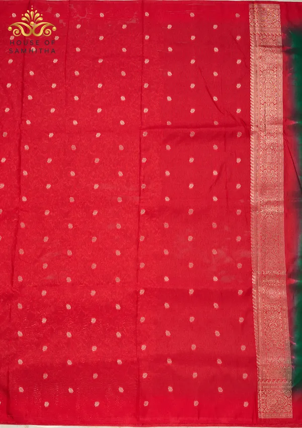 Exquisite_Bottle_Green_Banarasi_Imitation_Semi-Silk_Saree_With_Floral_Zari_Brocade_And_Contrast_Red_Border