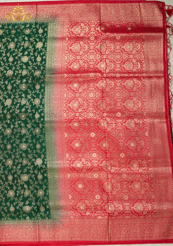Exquisite_Bottle_Green_Banarasi_Imitation_Semi-Silk_Saree_With_Floral_Zari_Brocade_And_Contrast_Red_Border