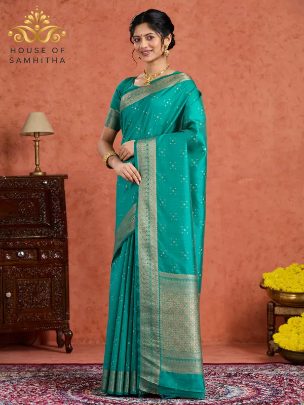 Regal_Rama_Green_Semi-Kanchi_Pattu_Saree_With_Gold_Zari_Butas_And_Traditional_Brocade_Border