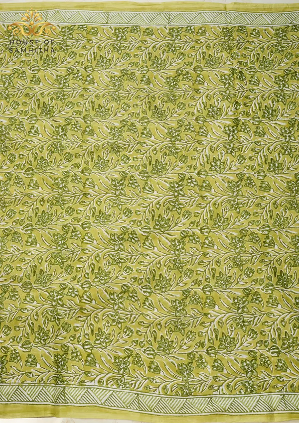 Refreshing_Olive_Green_Pure_Jaipuri_Cotton_Saree_With_Traditional_Floral_Hand-Block_Prints