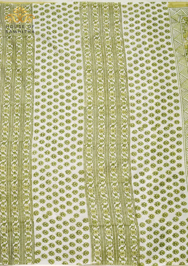 Refreshing_Olive_Green_Pure_Jaipuri_Cotton_Saree_With_Traditional_Floral_Hand-Block_Prints
