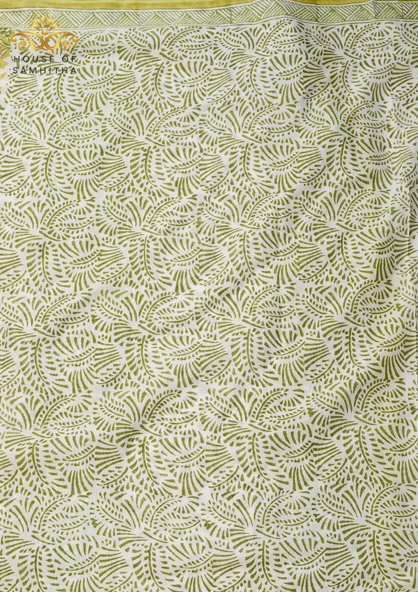 Refreshing_Olive_Green_Pure_Jaipuri_Cotton_Saree_With_Traditional_Floral_Hand-Block_Prints