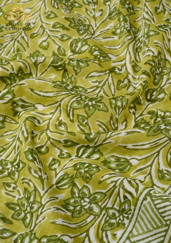 Refreshing_Olive_Green_Pure_Jaipuri_Cotton_Saree_With_Traditional_Floral_Hand-Block_Prints