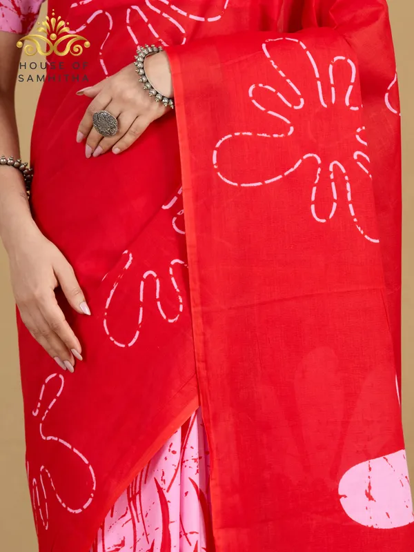 Bright_Red_Pure_Jaipuri_Cotton_Saree_With_Contemporary_Pink_Floral_Pigment_Prints