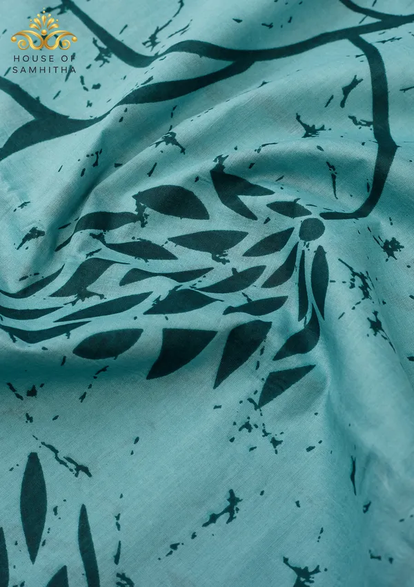Refreshing_Sea_Green_Pure_Jaipuri_Cotton_Saree_With_Dark_Teal_Batik_Pigment_Prints