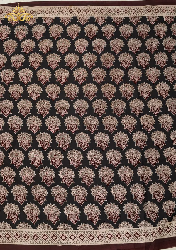 Classic_Black_Pure_Jaipuri_Cotton_Saree_With_Traditional_Maroon_Ajrakh_Hand-Block_Prints
