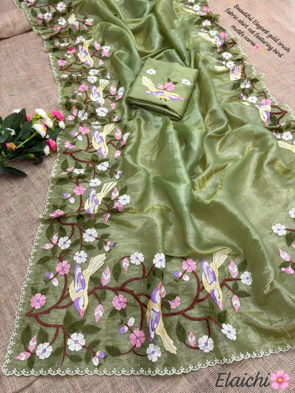 Green_Fine_Gold_Crush_Saree_For_Women