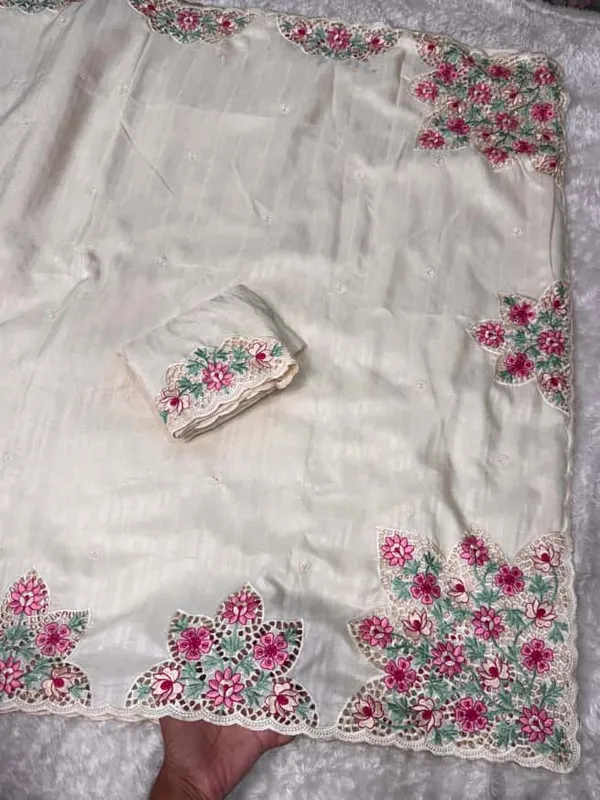 White_Tussar_Cotton_Saree_For_Women