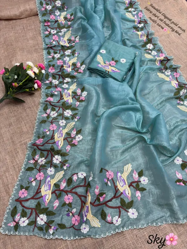 Blue_Fine_Gold_Crush_Saree_For_Women