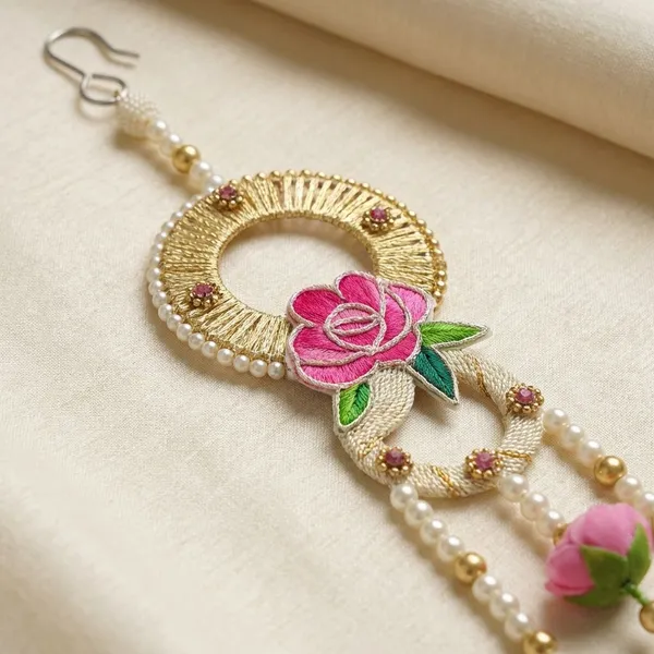 Pink_Bell_Hanging_For_Home_Decoration