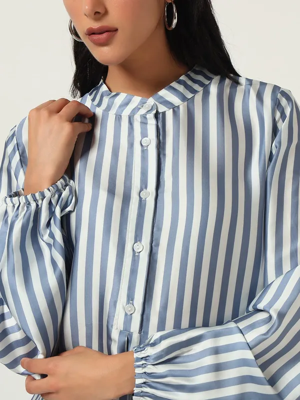 Blue_Cotton_Premium_and_Elegant_Striped_Floral_Hem_Midi_Dress_For_Women