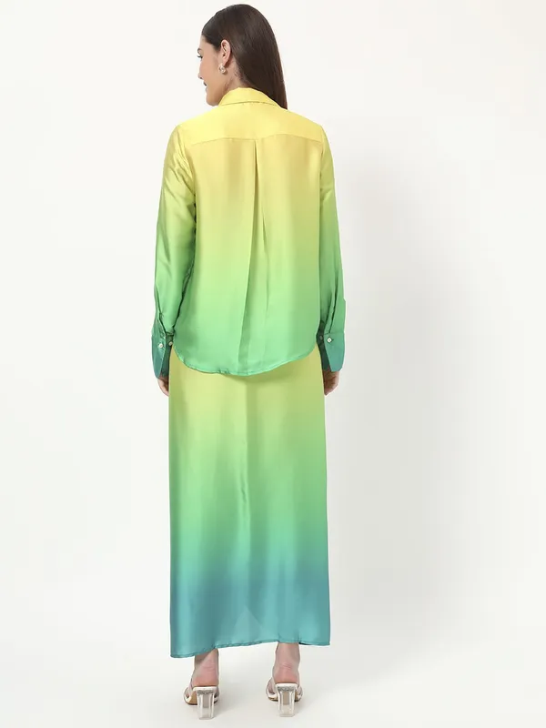 Green_Satin_Premium_and_Elegant_Sunset_Ombre_Draped_Co-Ord_Set_For_Women