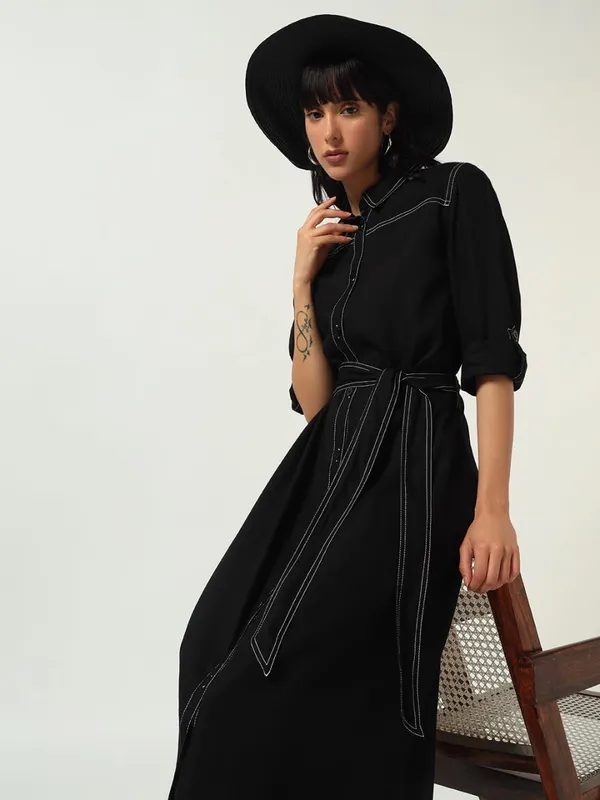 Black_Cotton_Premium_and_Elegant_Button-Down_Belted_Shirt_Dress_For_Women