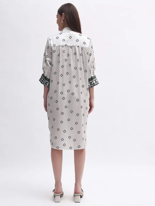 White_Cotton_Premium_and_Elegant_Geometric_Print_Tunic_Dress_For_Women