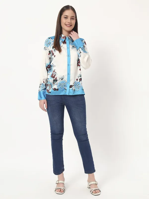 Blue_Cotton_Premium_and_Elegant_The_Floral_Shirt_For_Women