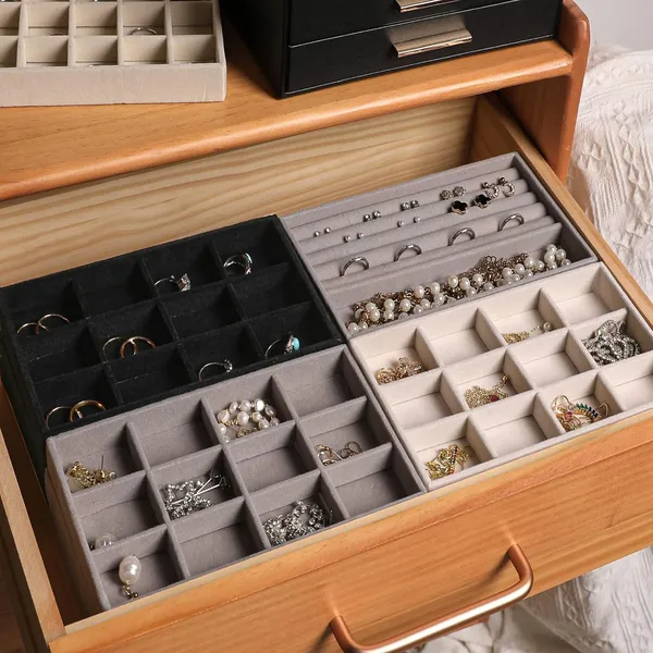 Grey_Jewelry_Organizer_Tray,_4_Pcs_Stackable_Velvet_Jewelry_Organizer_For_Drawer,_Jewelry_Storage