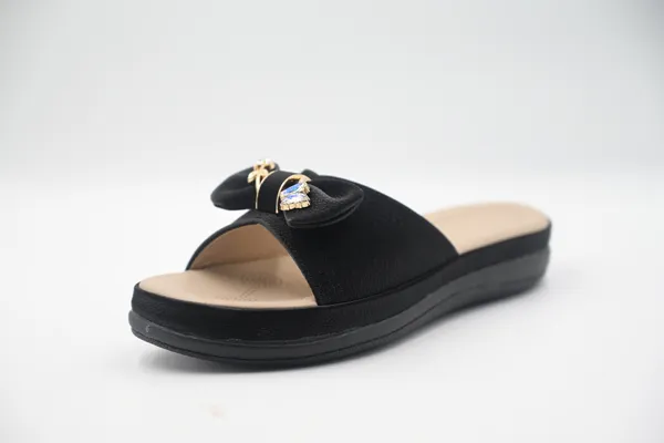 The_Filigree_Flora_[Black_Flat_For_Women]