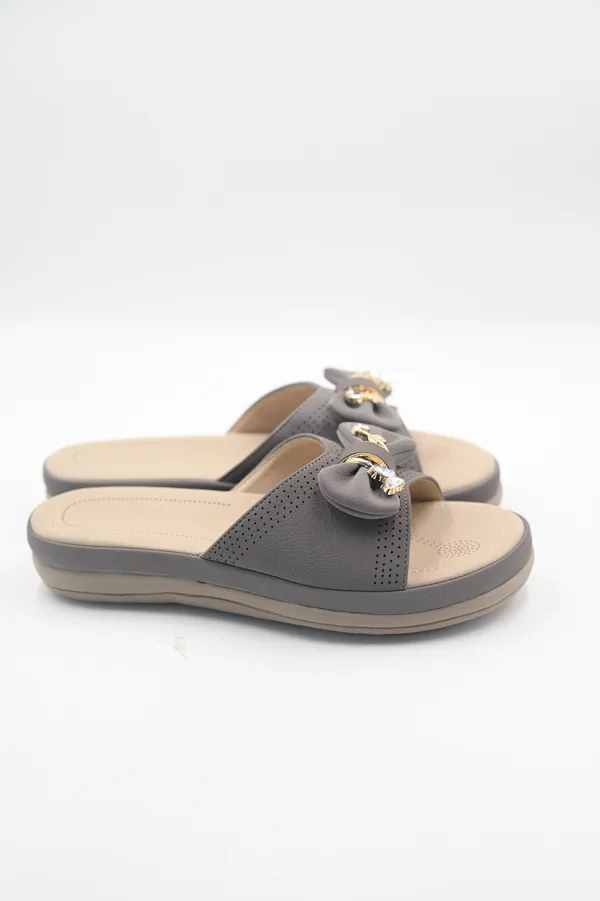 The_Filigree_Flora_[Grey_Flat_For_Women]