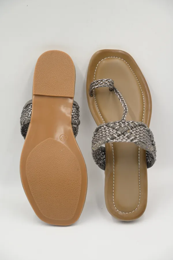 The_Tamasi_Flat_[Black_Classic_Kolhapuri]