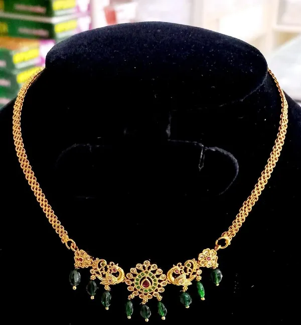 Green_Gold_Plated_Bead_Short_Necklace_For_Women