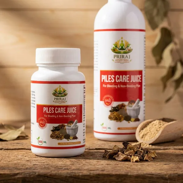 White_And_Red_Priraj_Piles_Care_Combo_With_Ayurvedic_Juice_(500Ml)_&_Capsules_(30_Caps)_For_Bleeding,_Constipation_&_Grade_I,_Ii,_Iii_Piles_Relief_Combo_Pack