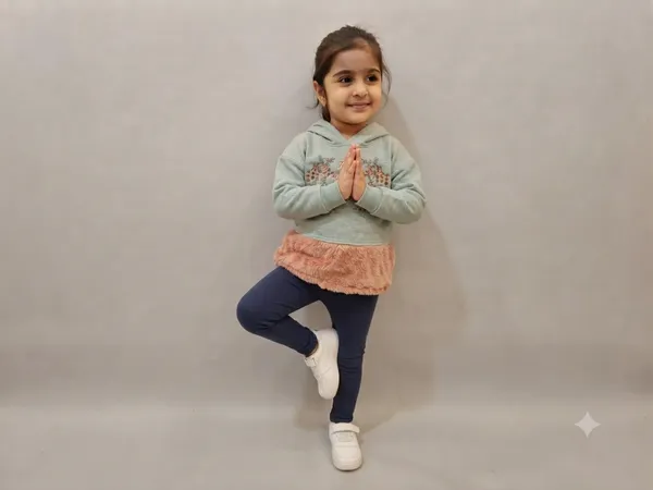 Mint_Hooded_Sweatshirt_With_Ruffle_Hem_for_Girls