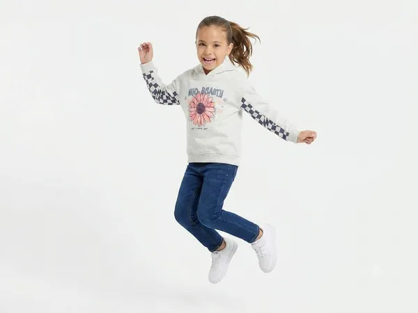Grey_Graphic_Hooded_Sweatshirt_for_Girls