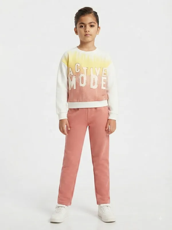 Pink_Regular_Fit_Tracksuit_Set_for_Girls