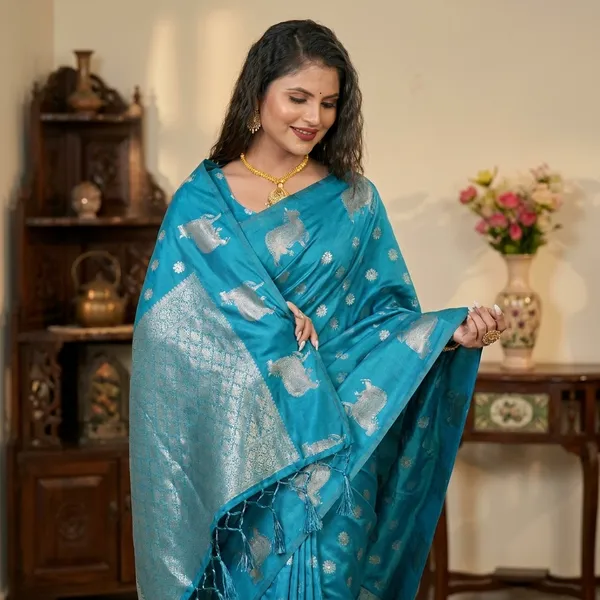 Silk_Zari_Woven_Banarasi_Saree_For_Women