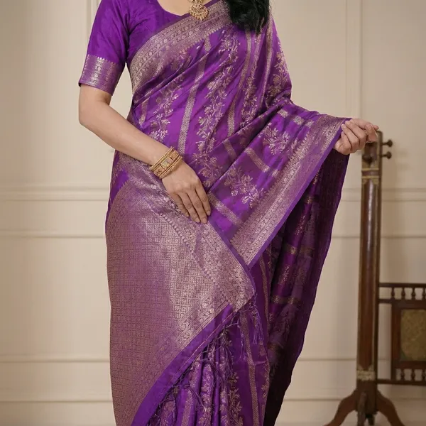 Purple_Banarasi_Silk_Golden_Zari_Woven_Saree_For_Women