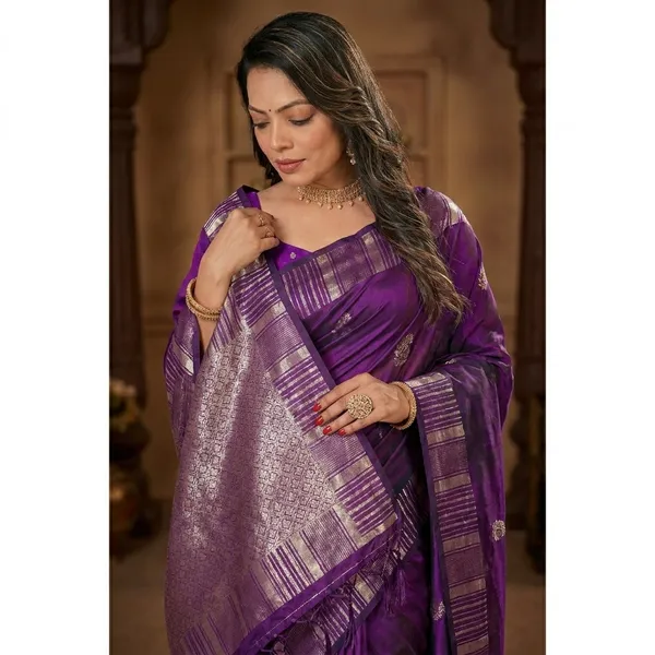 Purple_Cotton_Silk_Woven_Zari_Stripe_Saree_For_Women