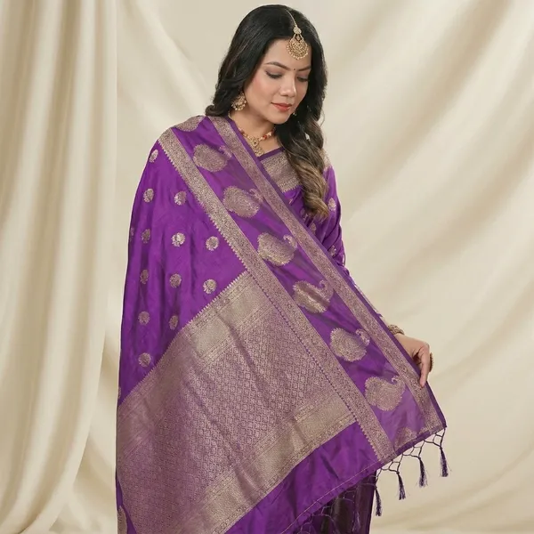 Purple_Banarasi_Silk_Woven_Saree_For_Women