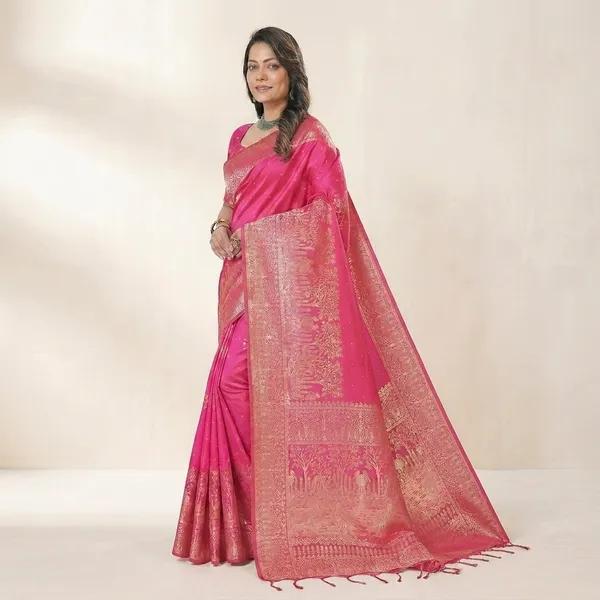 Pink_Silk_Golden_Zari_Traditional_Motif_Saree_For_Women