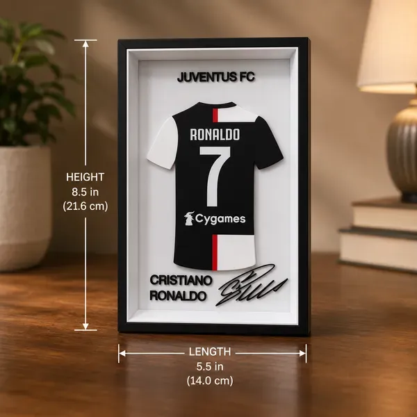 Ronaldo_Juventus_Jersey_Frame_