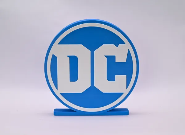DC_Logo_Desk_Decorative_Dialogue_dukan